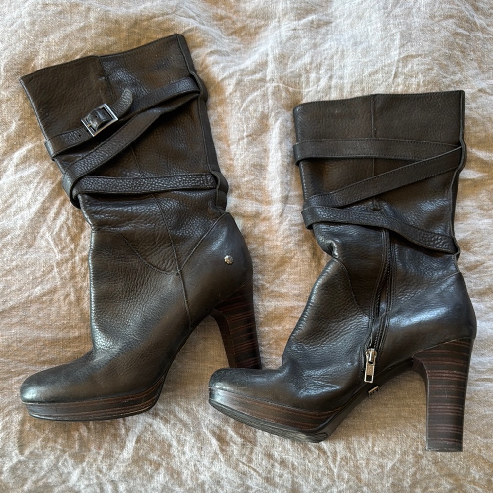 Stylish Black Leather Women's Boots